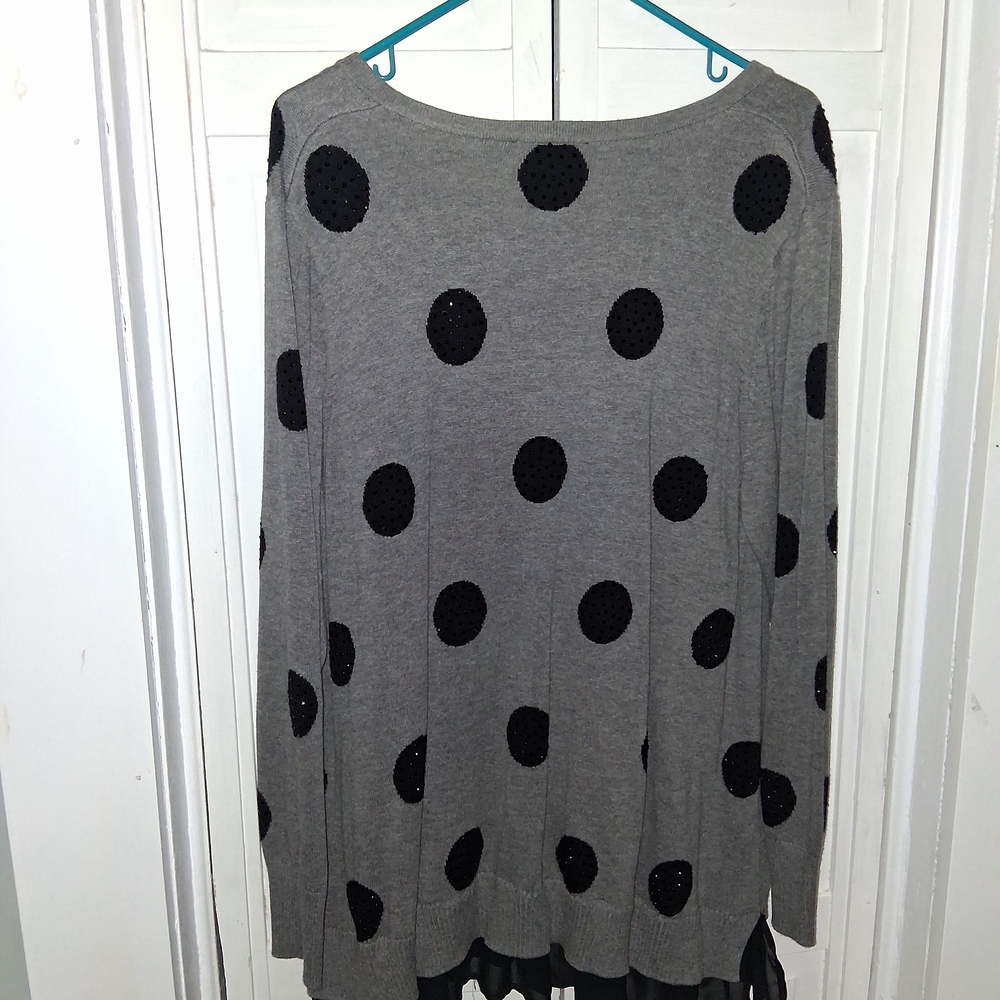 Chelsea & Theodore Charcoal Knit Top - Picture 6 of 7
